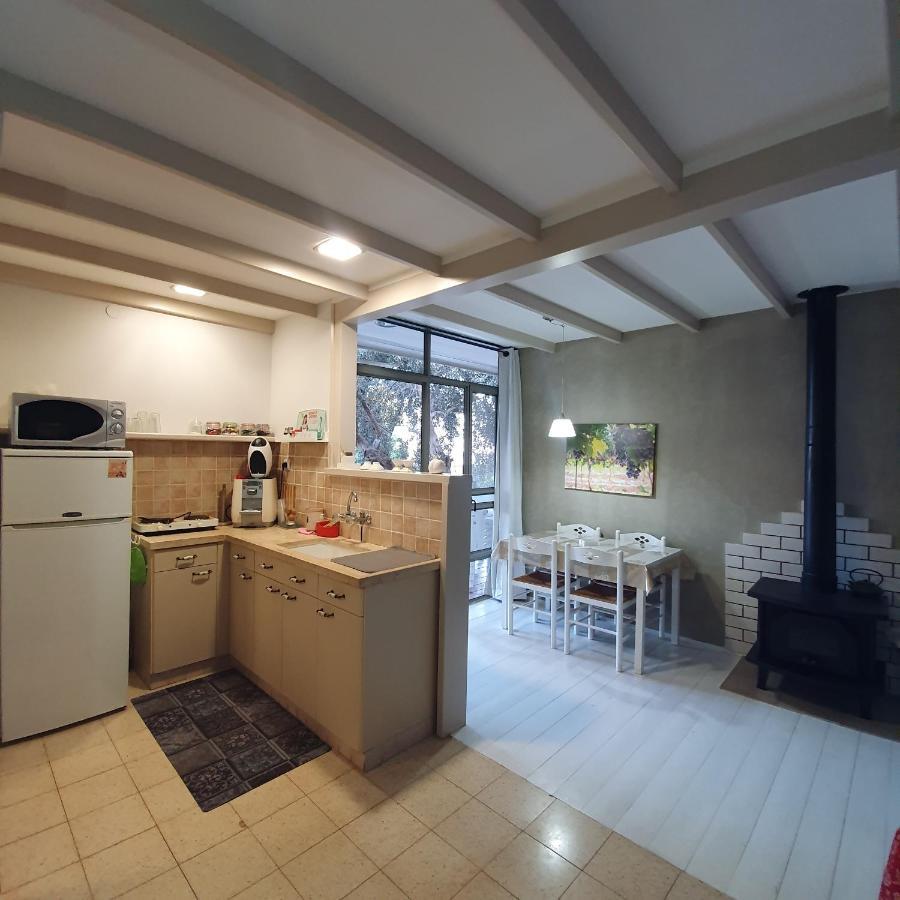 בחצר של טובה Apartment Hazon Bagian luar foto